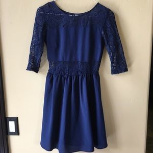 🌸🖤FREE W PURCHASE juniors blue lace dress 3/4 sleeve🖤🌸